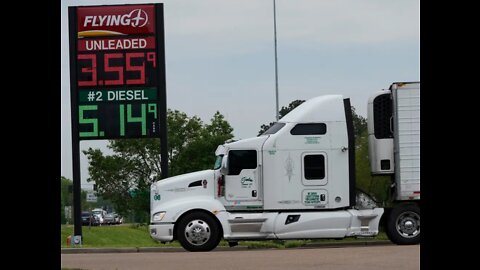 Truckers Warn Skyrocketing Diesel Prices Make US Supply-Chain, Trucking Industry Unsustainable