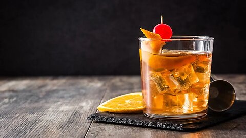 The Twisted Pair - Bourbon Round Table
