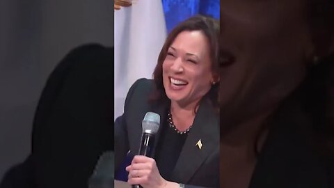 Kamala Harris Cringeworthy Moment