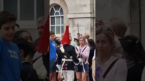 Scare the tourist's #horseguardsparade