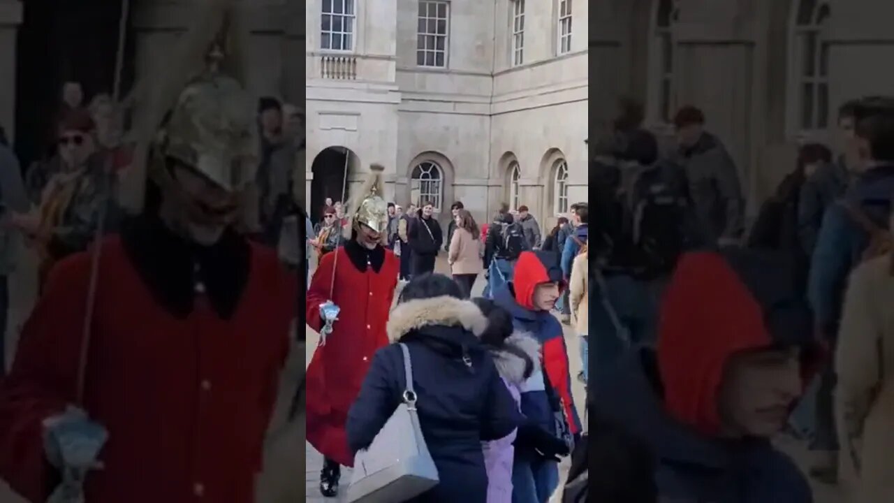 boy scared and laughs after guard shouts make way #horseguardsparade