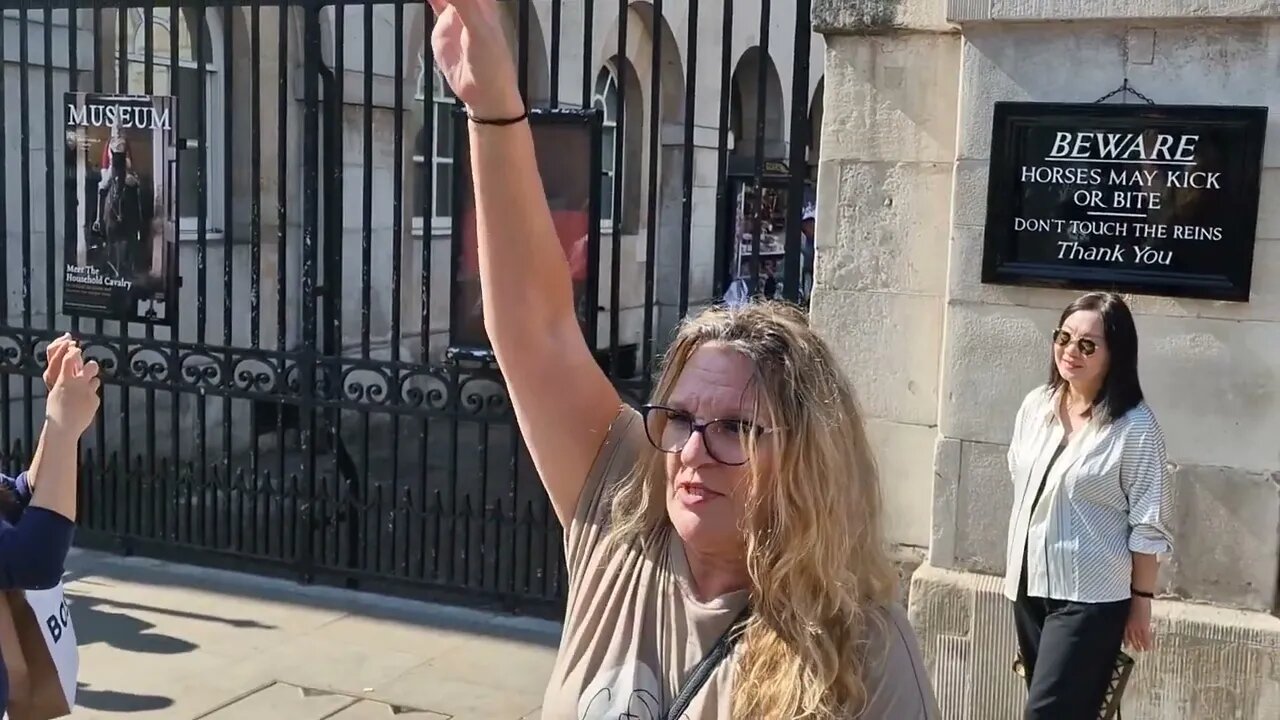 Christian women declares Horse guard belongs to Jesus #horseguardsparade