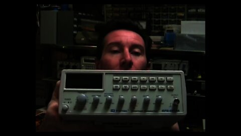 EEVblog #5 - Maxim product marketing, Function Generator Review