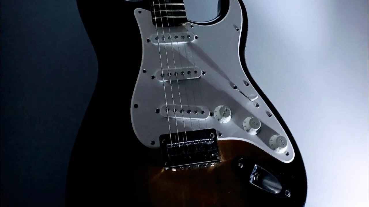 Learning new tune ,and playing around with electric guitar