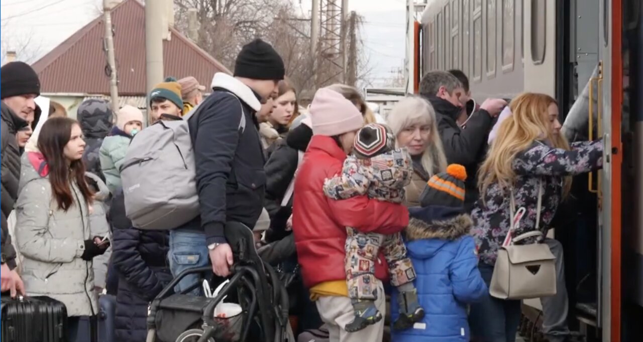 Refugees From Ukraine Flee the War