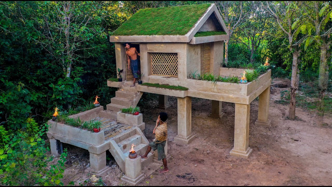 35Days Building Craft Villa Using Mud and Roof Grass