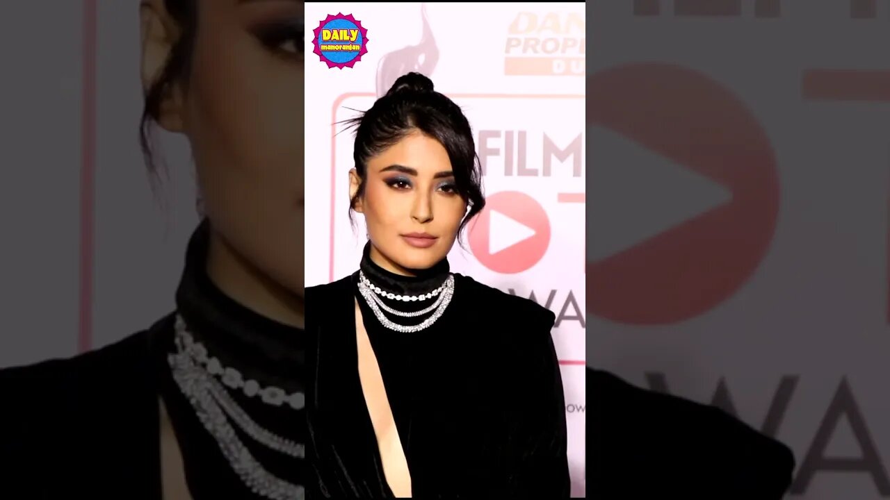 Kritika Kamra Red Carpet Of The Filmfare Ott Awards 2022