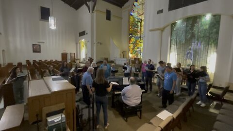 Ellen Daniels Conducts Choir