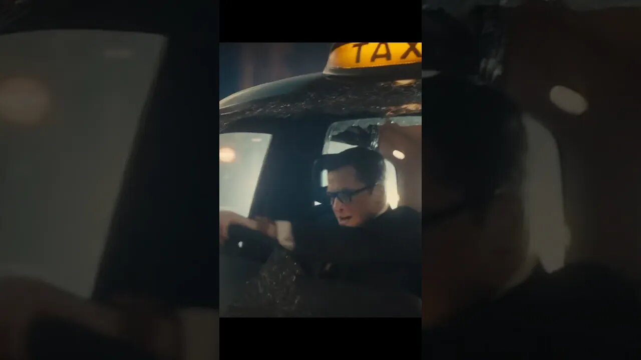 Eggsy pulls off an impressive maneuver in traffic #kingsmanthegoldencircle #taronegerton #markstrong