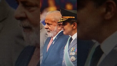 LULA ARR3B3NT4 O POVO NO AVIÃO DE 400 MILHÕES COM A ELITE RICA?! #shorts #lula #brasil #avião #crise