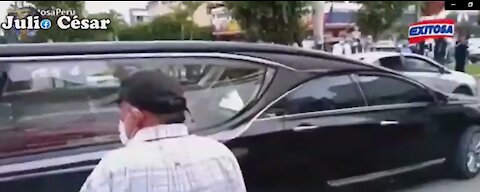 Dr. peruano muere a pesar que recibio 2 veces el pinchazo inmunizador.