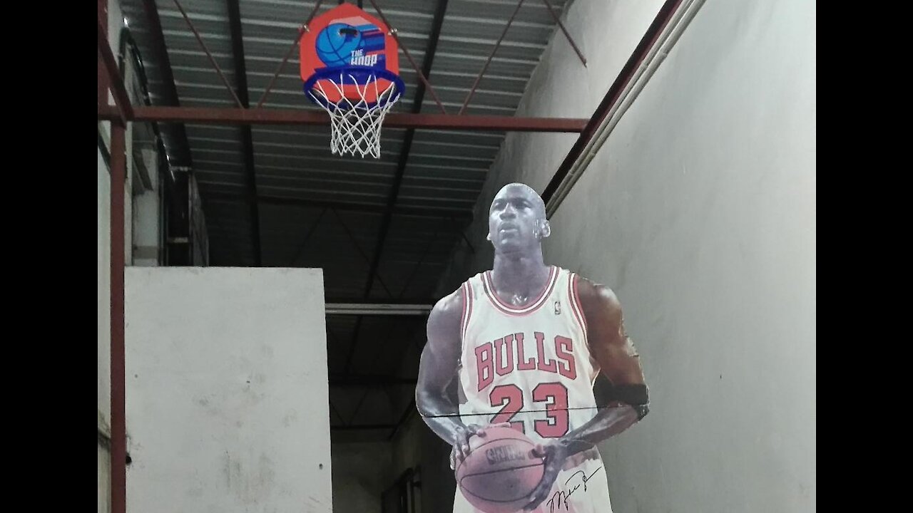 Playing basketball during covid 19 alone