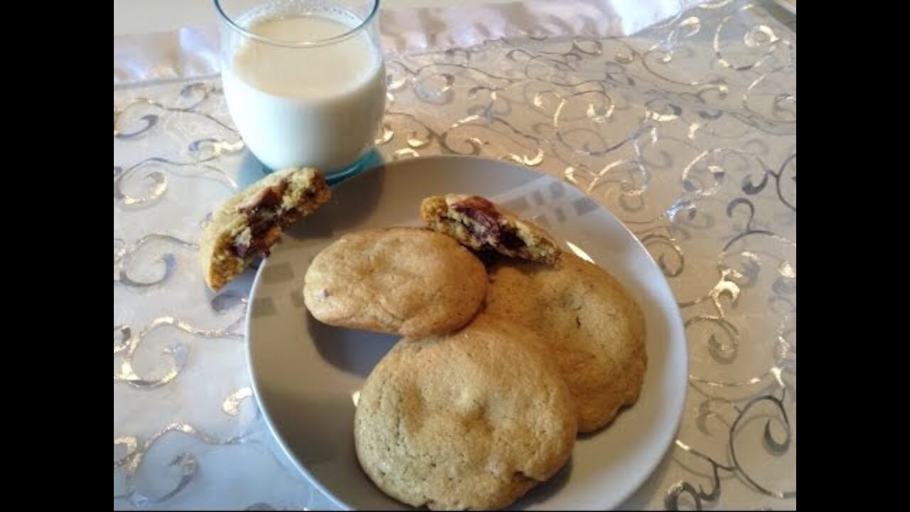 QUICK AND EASY NUTELLA HEART COOKIES RECIPE - RECETTE DE COOKIES AU COEUR NUTELLA FACILE ET RAPIDE