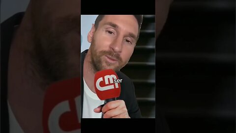 Messi o pequeno repórter #futebol