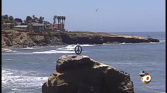 San Diegans finding peace atop Ross Rock at Sunset Cliffs