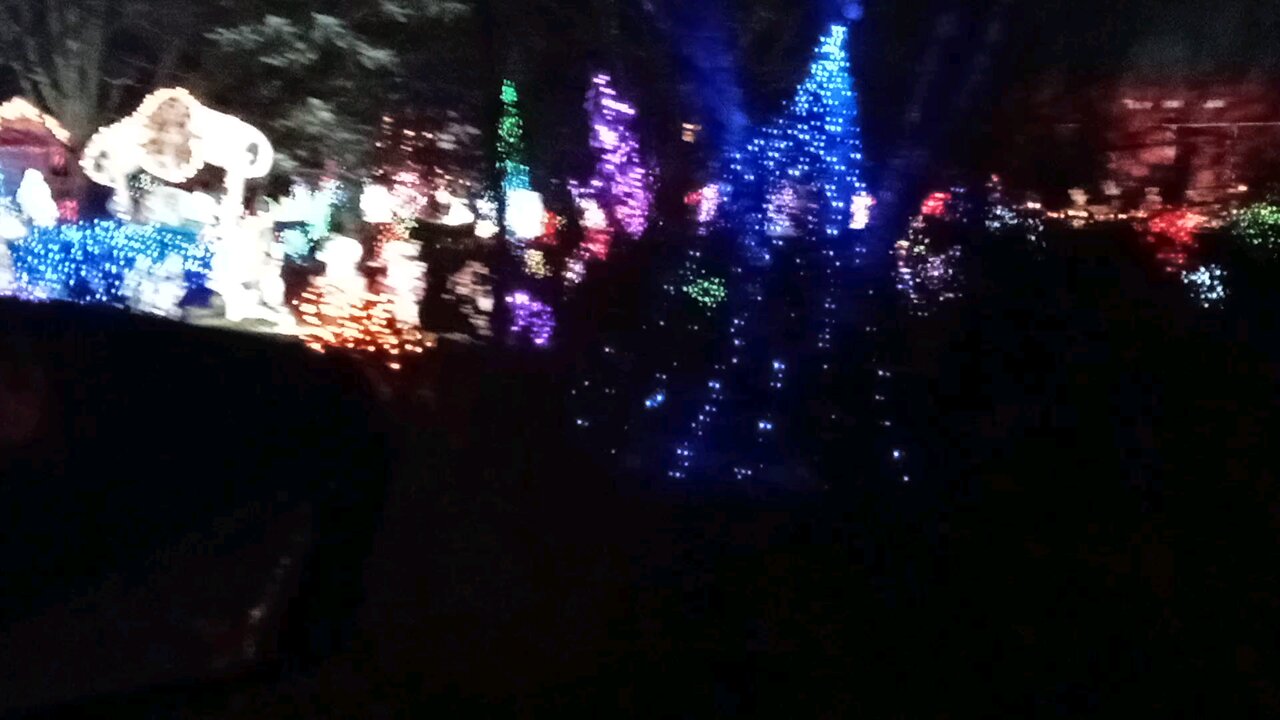 Christmas Lights Drive Thru