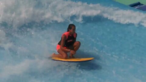 flowrider - Donna - 1 at Soak City, Kings Island