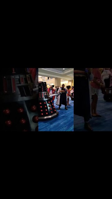 A #DALEK #THEDOCTOR & #MARTYMCFLY hit the #DANCEFLOOR #TBCC #TBCC2022 #TravelingTARDIS #DALEKHAL
