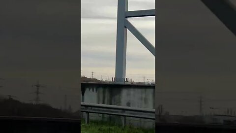 DARTFORD BRIDGE SHUT