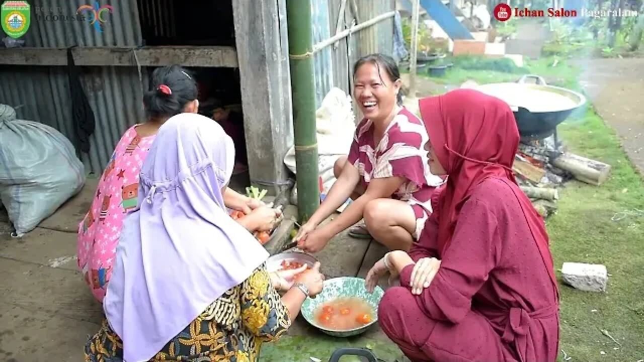 HARI BEMASAK/ AHIAN NGGERTANG SEBELUM RESEPSI DI DESA BATU JUNGUL - LINTANG EMPAT LAWANG - SUMSEL