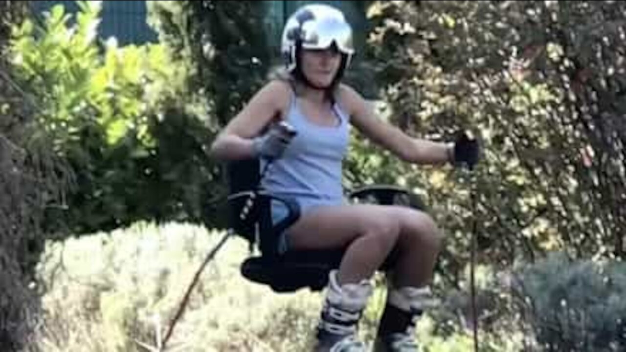 Senhora reinventa surf e ski!