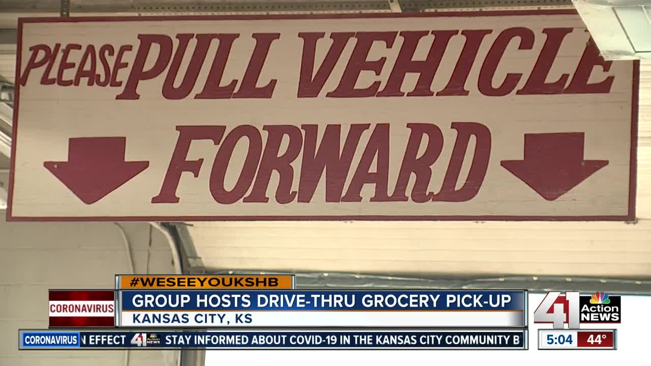 Group hosts drive-thru grocery pick-up