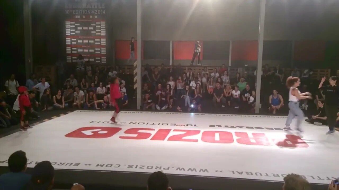 Battle de Vaulx Bgirl Terra and Bgirl Eddie Soul Mavericks Vs Immigrandz Top 16-12