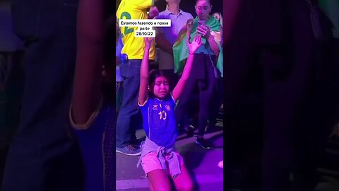 HOJE É O DIA DE SALVAR O FUTURO DO BRASIL VOTE 22 BOLSONARO #shorts