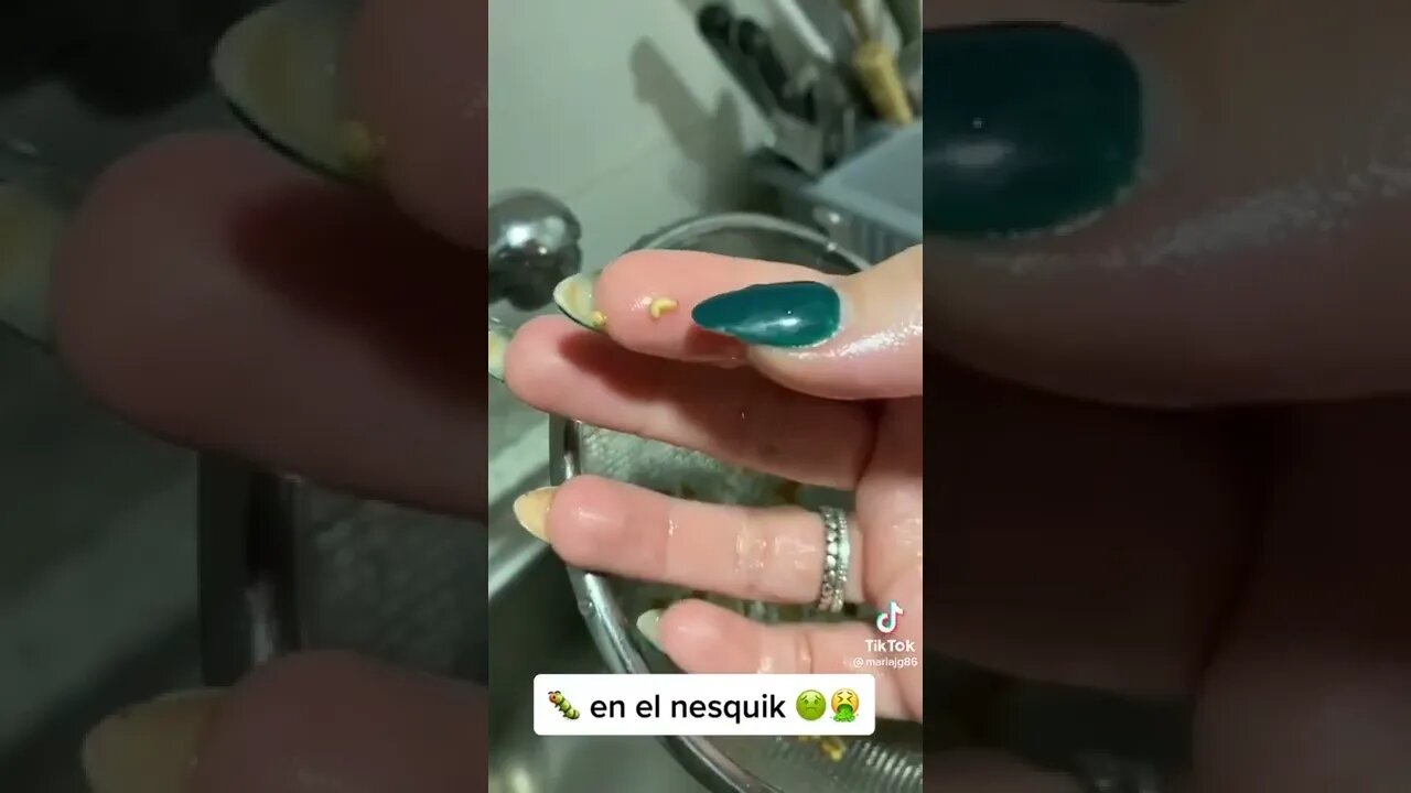 BEWARE OF THE FOOD YOU EAT - NESQUIK AND PARASITES MAGGOTS 🍿
