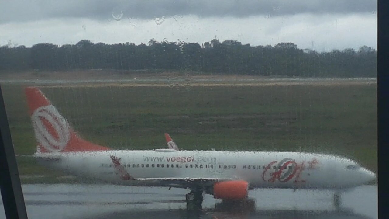 Boeing 737-800 PR-GTF e Boeing 747-400F N475MC em Manaus no dia 30032021