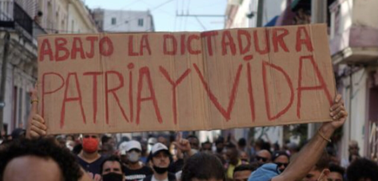 What's really happening in Cuba? #SOSCuba #PatriayVida #FreedomforCuba #AbajolaDictadura