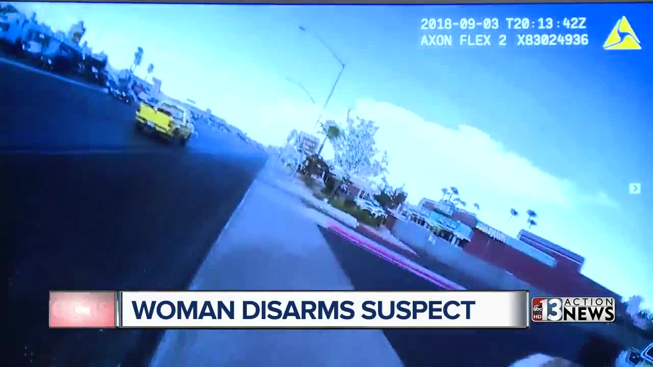 Woman's familiarity with firearms helps her disarm robbery suspect