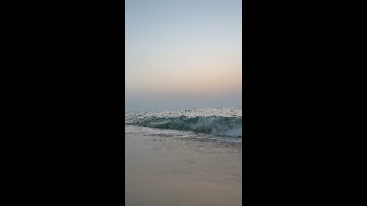 Sea waves