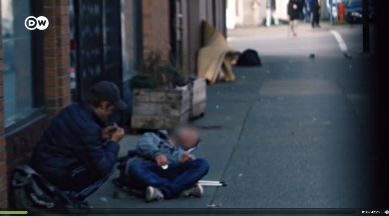 L'epidemia di farmaci oppioidi sintetici a base di fentanyl in Nord America DOCUMENTARIO farmacie americane sono state invitate a pagare oltre 650 milioni di dollari alle vittime dell'epidemia di oppioidi