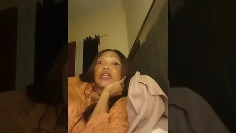 Flore de Lille Veuve Joyeuse qui n’est pas le sien Elle a accepté de suivre Naomi sans bien réaliser