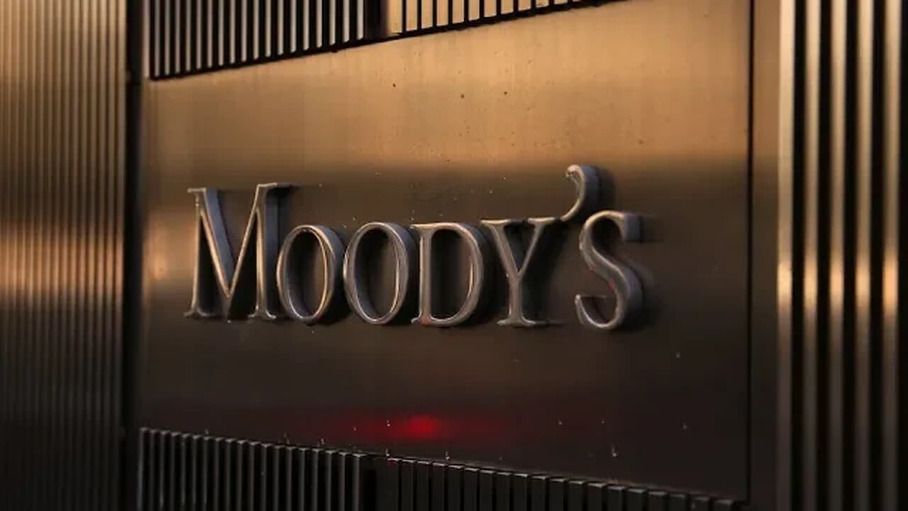 Банковский кризис вынуждает Кремниевую долину затягивать пояса