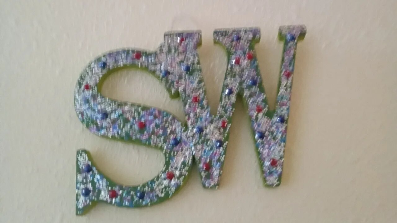 Diy initials wall hanging craft 5/27/23