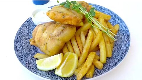 Seaway Kiosk Fish and Chips at The Spit Main Beach Gold Coast - Snapper and Chips