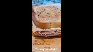 Delicious Toasted Turkey Sandwich