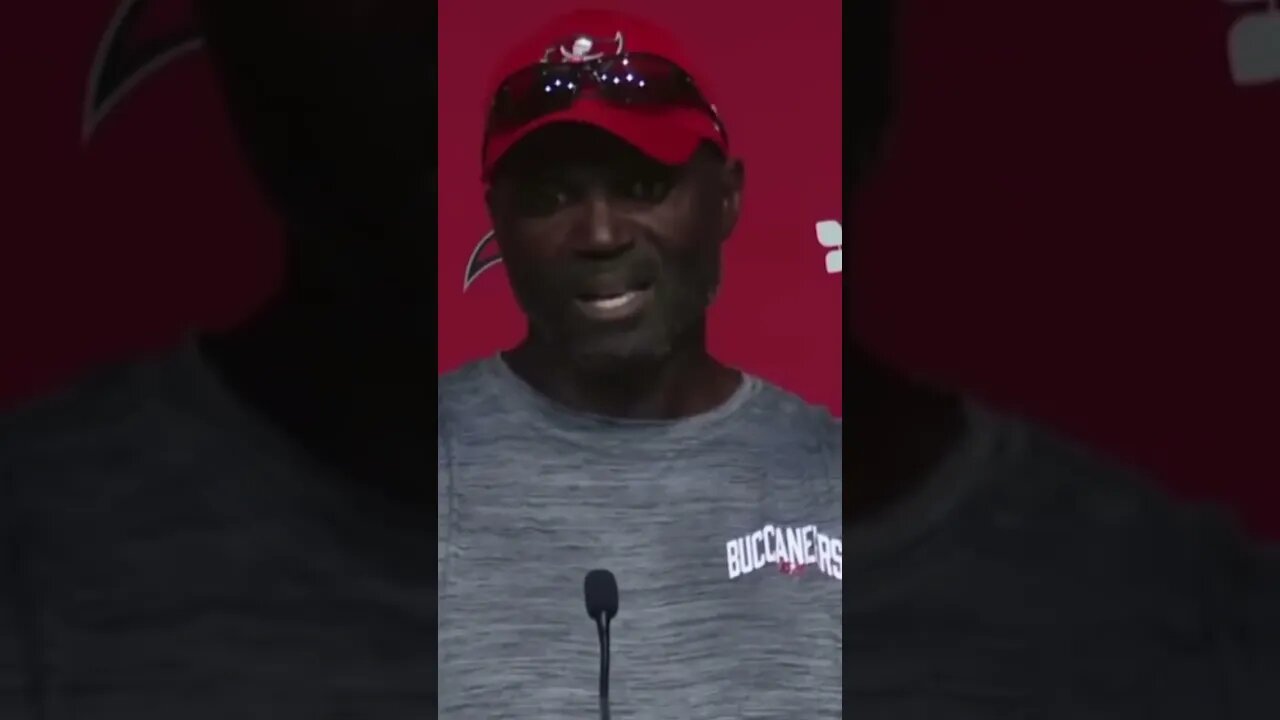 Todd Bowles annoyed by reporters racist questions.