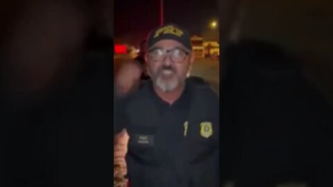 POLICIAL ESCULACHA BOLSONARO: "IRRESPONSÁVEL!" #shorts #bolsonaro #polícia #pf #eleição #protestos