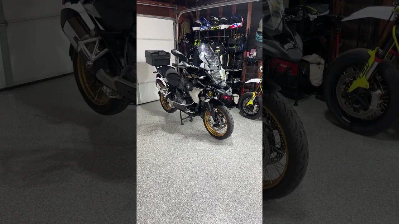 Weight Differences Between My R1250 GS And 701 SM