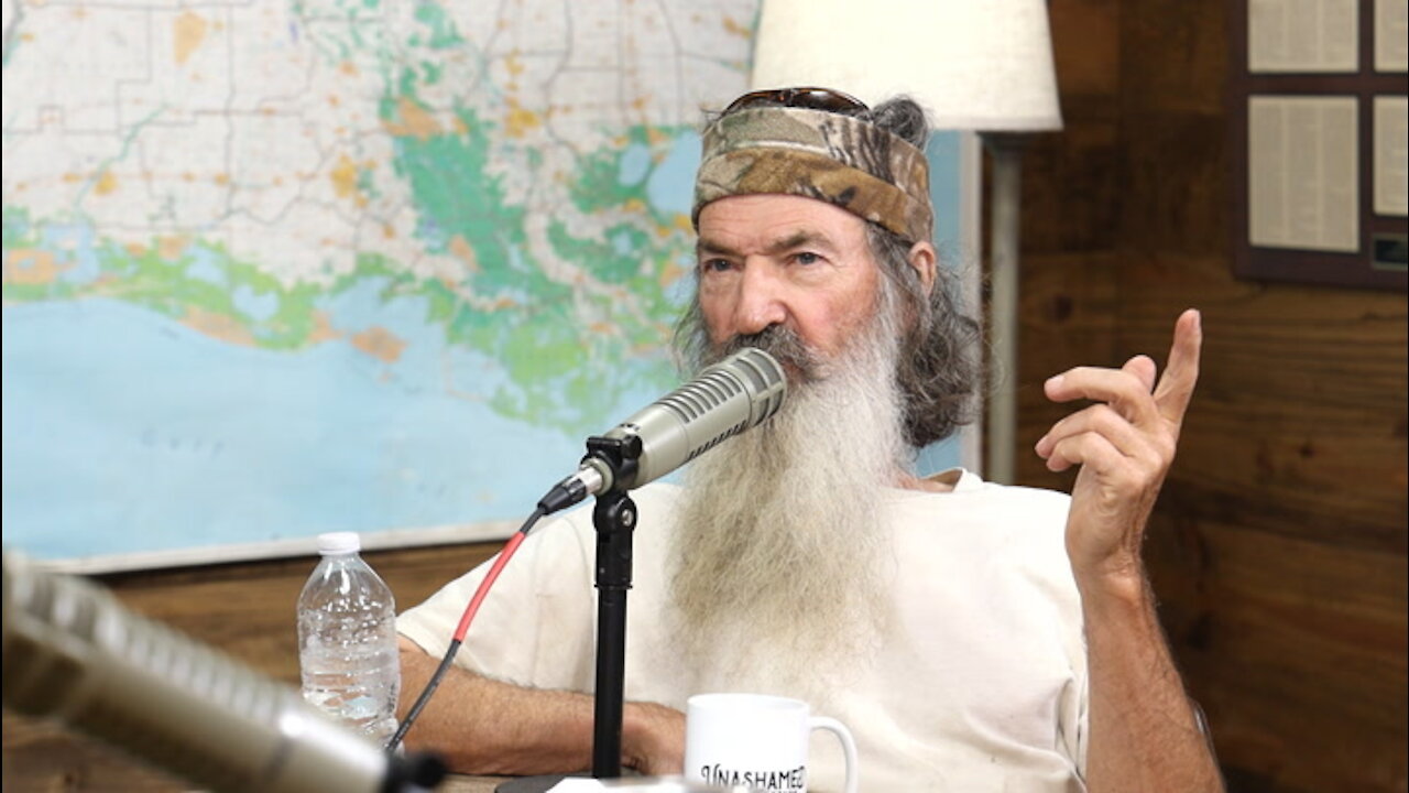 What Really Happened When the 'Duck Dynasty' Cameras Stopped Rolling | Ep 143