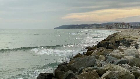 NEW BTS SOOTHING SOUNDS.. WAVES AND THE OCEAN