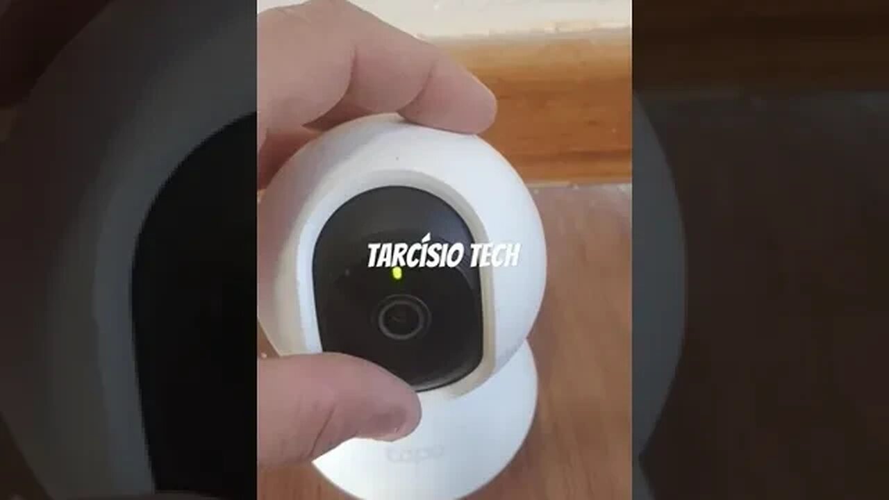 Onde inserir Micro SD na Câmera TAPO C200 #shorts