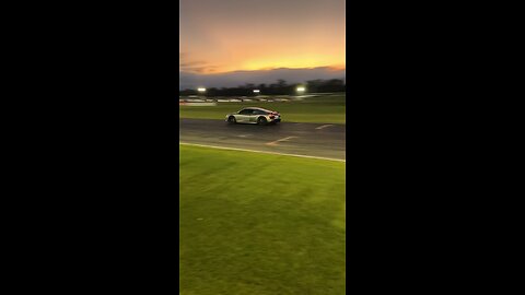 RS3 vs R8