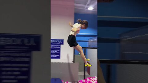 Best Funny videos 2022 😂 Trampoline Jumping #81 #shorts #poseitv