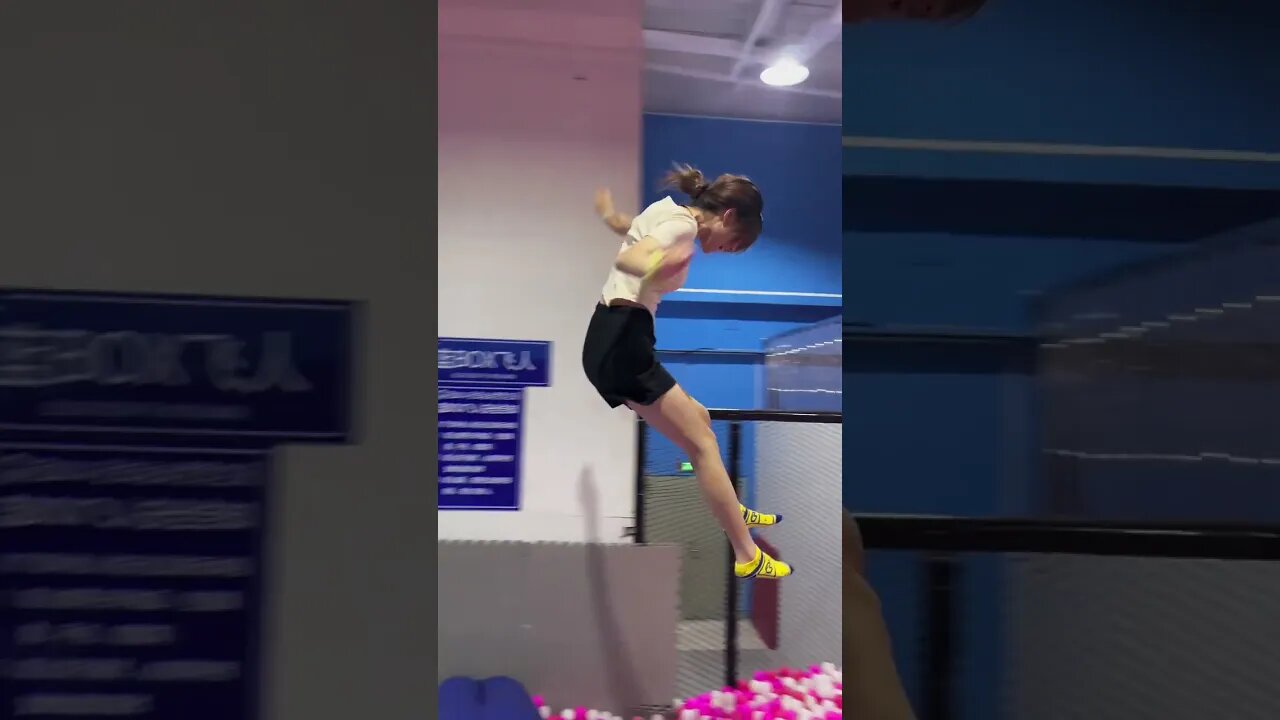 Best Funny videos 2022 😂 Trampoline Jumping #81 #shorts #poseitv