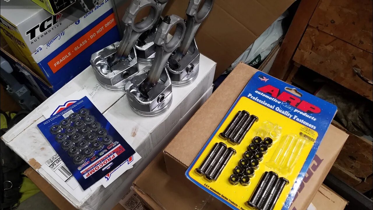 Ford 302 060: Junkyard Dawg Part 3: ARP wave-loc rod bolts