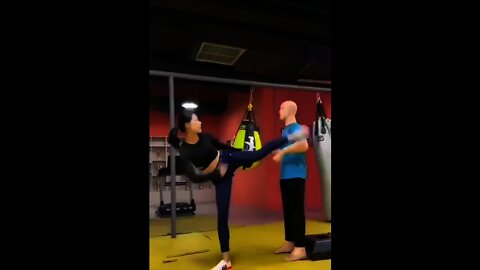 mrd imagine que cette fille ta femme #funny#viral #sports #shorts